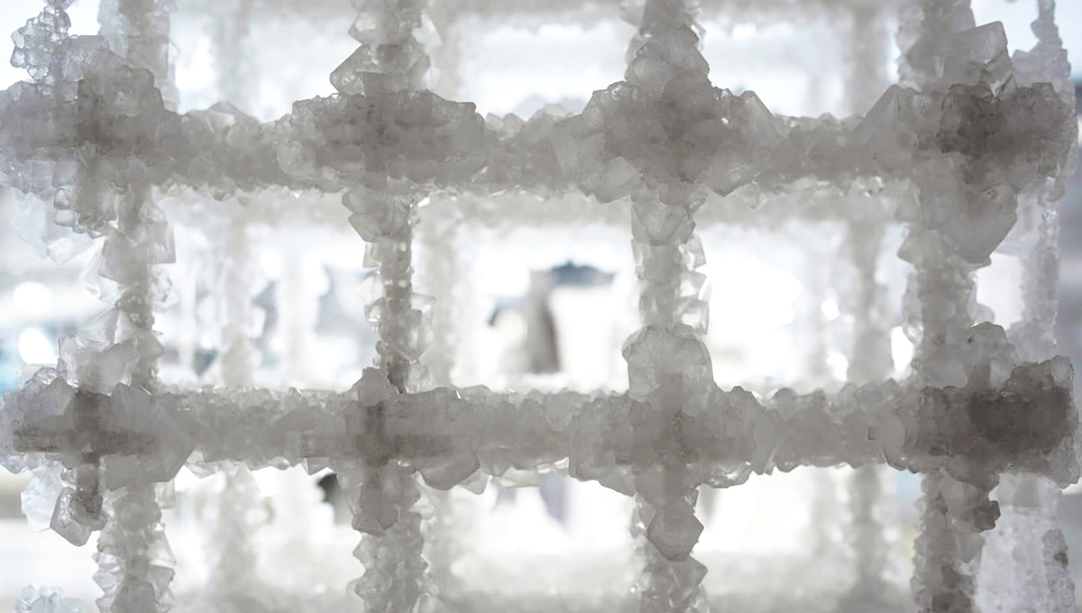 marzia-ricci_extroflexed-crystal_stool-macro2